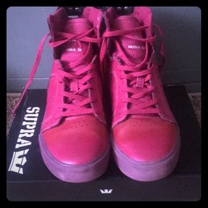 Sangria-Dark purple Supra